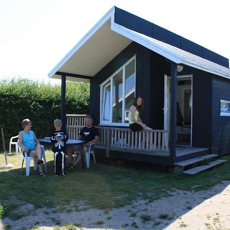 Vesterlyng Camping And Cottages Follenslev Номер фото